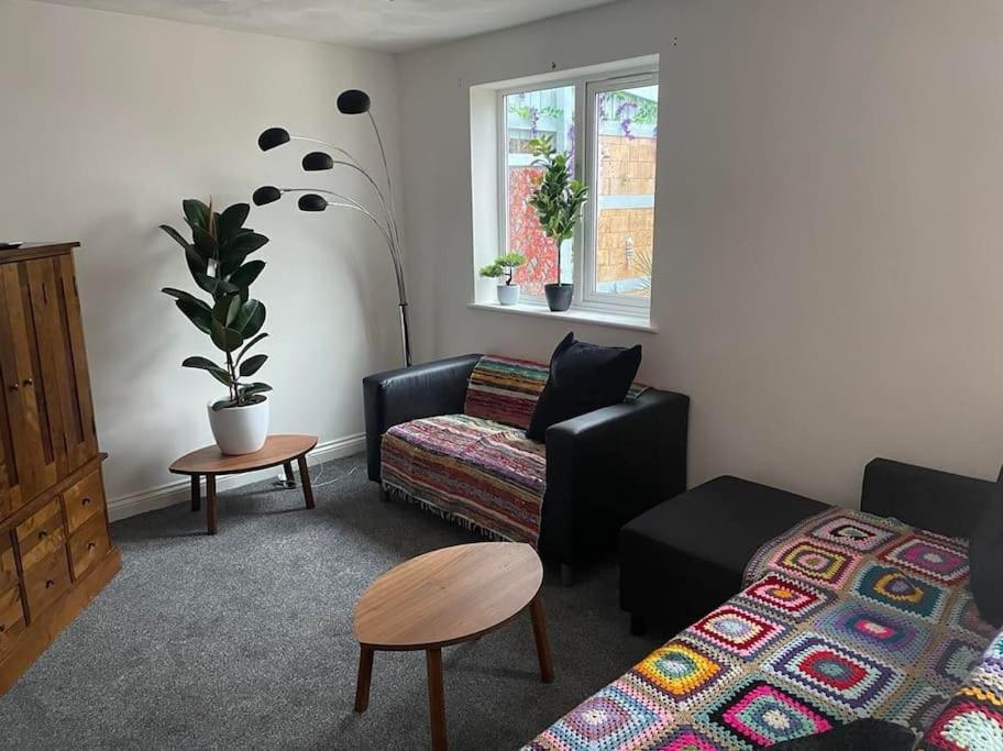 Cosy Bungalow In A Handy Location Market Harborough Dış mekan fotoğraf