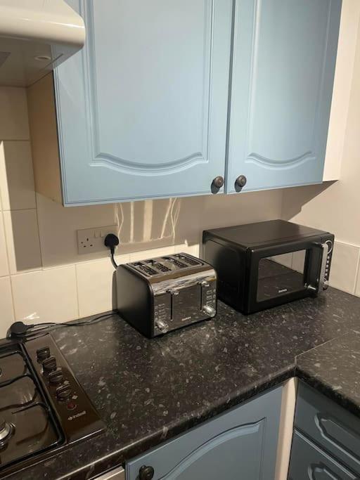 Cosy Bungalow In A Handy Location Market Harborough Dış mekan fotoğraf